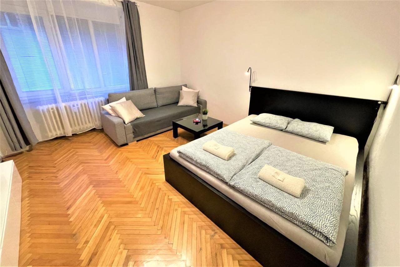 ברטיסלאבה Apartment Helen - Old Town, Ac מראה חיצוני תמונה